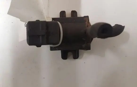 Opel Zafira A Vacuum valve 72244800