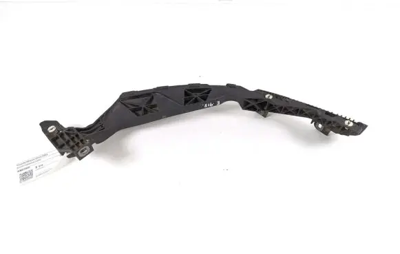 Porsche Macan (95B) Radiator mount bracket 95B807890C
