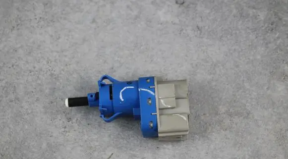 Ford Fusion II Brake pedal sensor switch 8T4T96854AA 8T4T9G854AA 8T4T96854