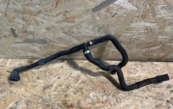 BMW X1 F48 F49 Engine coolant pipe/hose 17908910 Q00076 PA66GF30