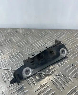 Audi A8 S8 D4 4H Fender mounting bracket 4H0853914C 4H0810438B
