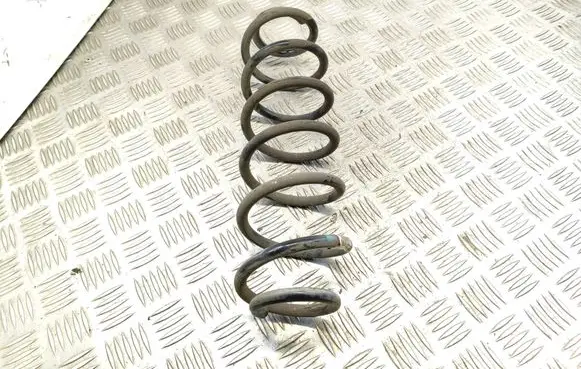 Volkswagen Golf VII Rear coil spring 5Q0511121