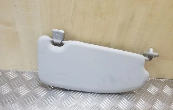Ford Focus Sun visor 4M51R04101