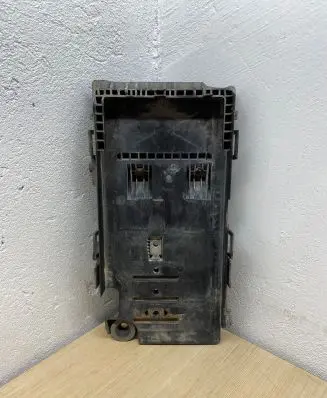 Ford Mondeo MK IV Battery box tray 6G9110723A