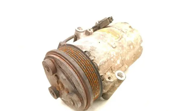 Ford C-MAX I Air conditioning (A/C) compressor (pump) 3M5H-19D629-DF