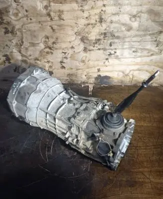 Nissan Pathfinder R51 Manual 5 speed gearbox 32101cd340