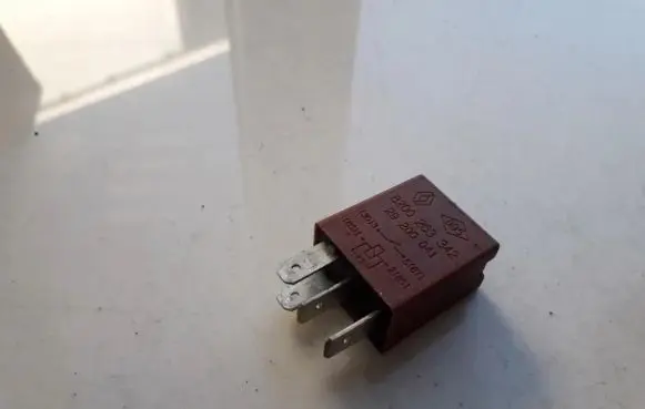 Renault Clio II Other relay 8200263342 29200041