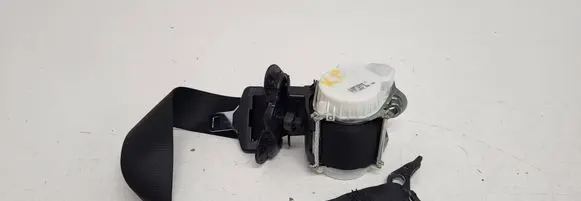 BMW 1 E81 E87 Front seatbelt 33059848 1712090634 35059848C