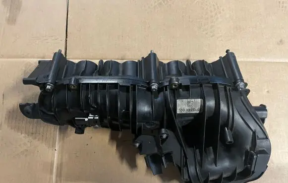 BMW X3 E83 Intake manifold 7810741