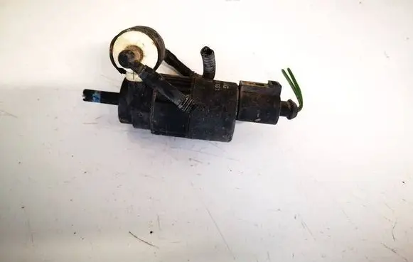Volkswagen Golf IV Windscreen/windshield washer pump 1j6955651