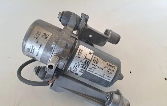 Chevrolet Corvette C7 Vacuum pump 23451913 93452000 140950761