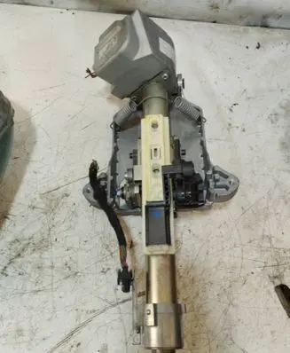 Mercedes-Benz A W169 Steering wheel axle A1694602416 0427205072 169460028