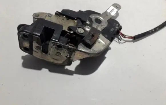 Mazda 626 Rear door lock