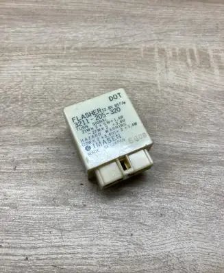 Mazda MPV Indicator relay 3211205320