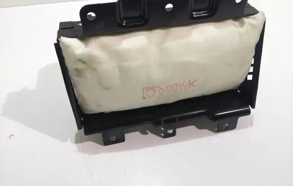 Hyundai Sonata Passenger airbag 845303K900