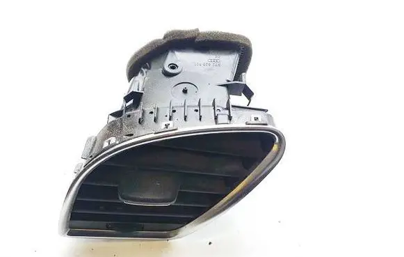 Audi A5 8T 8F Dashboard side air vent grill/cover trim 8t2820901b