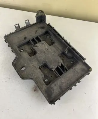 Hyundai Santa Fe Battery tray 371502B100