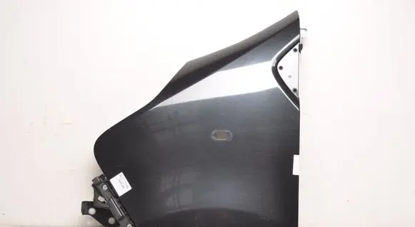 Opel Vivaro Fender 