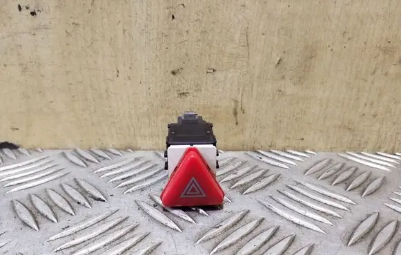 Volkswagen Transporter - Caravelle T5 Hazard light switch 6Y0953235