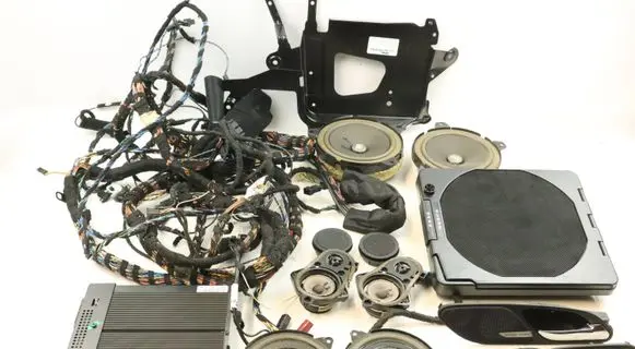 BMW M3 Audio system kit 8380068 65128380068 8222706