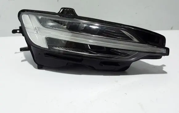 Volvo V60 Headlight/headlamp 32273038