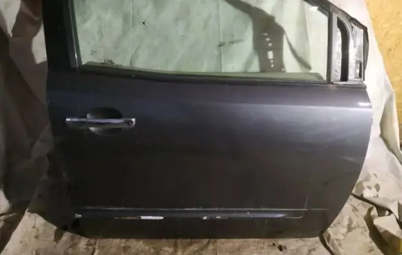 Nissan Quest Front door PILKOS