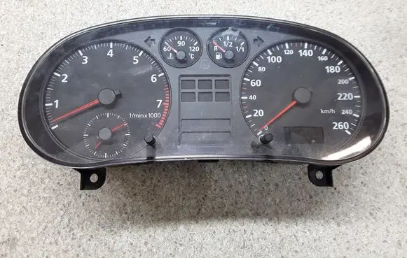 Audi A3 S3 8P Speedometer (instrument cluster) 8L0919860A