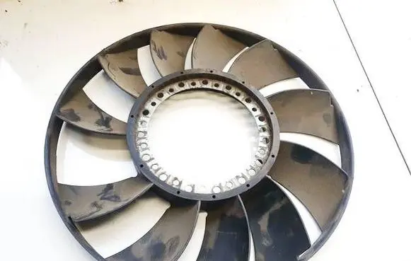 Audi A4 S4 B6 8E 8H Fan impeller 059121301a