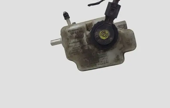 Seat Toledo III (5P) Master brake cylinder 1K1614019F
