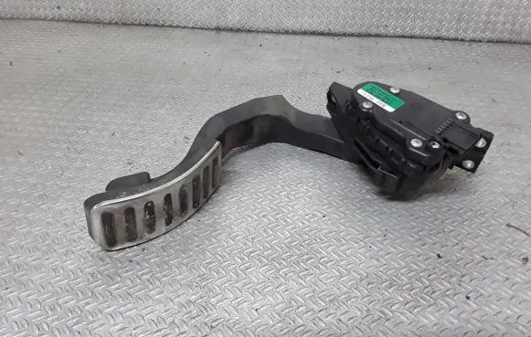 Volkswagen Phaeton Accelerator throttle pedal 3D1721503L