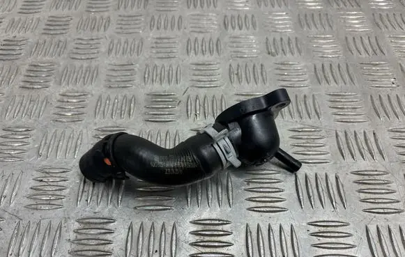 Volkswagen Golf VII Engine coolant pipe/hose 5Q0122157AJ