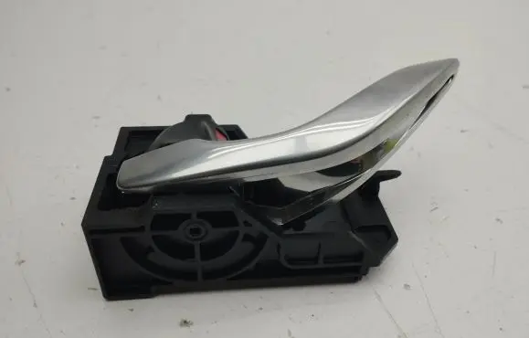 Mazda CX-5 Front door interior handle T8315KD53