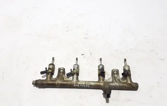 Audi A6 S6 C8 4K Fuel main line pipe 06Q133317B