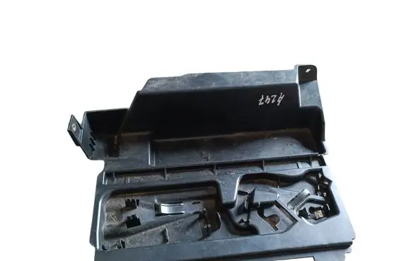 BMW 3 E90 E91 Tool box 51477141859 15678911