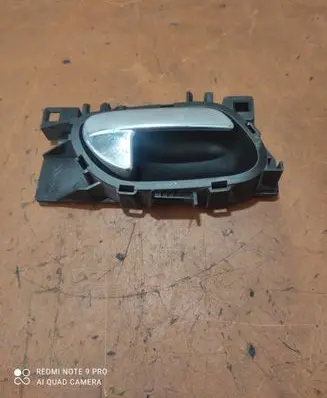 Peugeot 207 CC Front door interior handle 96555516VD