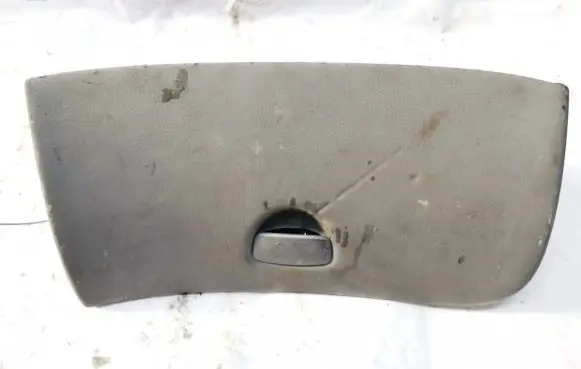 Renault Laguna II Glove box