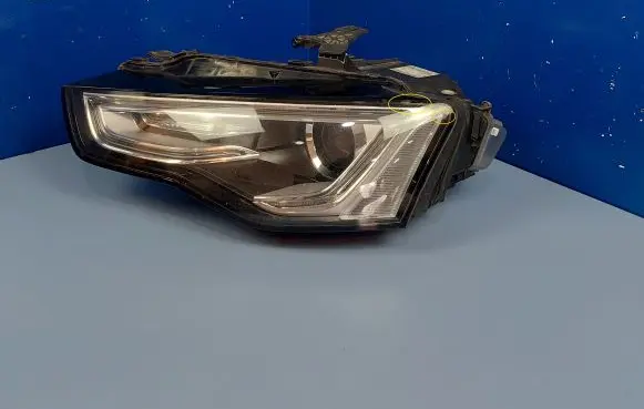 Audi A5 8T 8F Headlight/headlamp 8T0941005C 030127427104