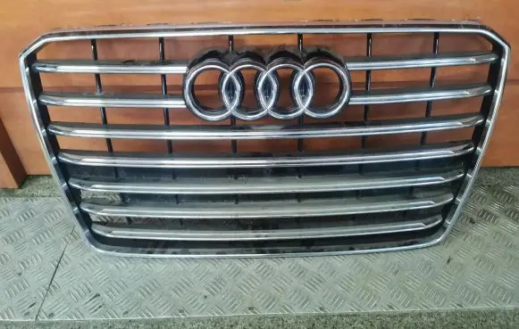 Audi A8 S8 D4 4H Front bumper upper radiator grill 4H0853651AL