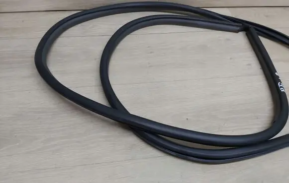 Toyota Prius (XW20) Rubber seal sliding door (on door) PIIUSZCZELKALP