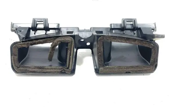 Renault Megane III Cabin air duct channel 687960001R 4O309X