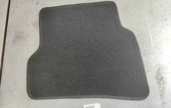 Volkswagen Polo V 6R Rear floor mat 6RF863011