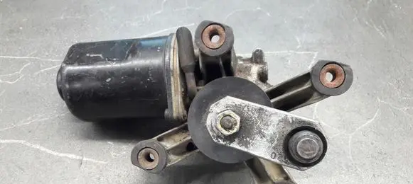 Nissan Micra Wiper motor 674574576