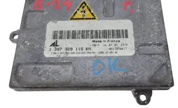 Audi A4 S4 B6 8E 8H Headlight ballast module Xenon 1307329115