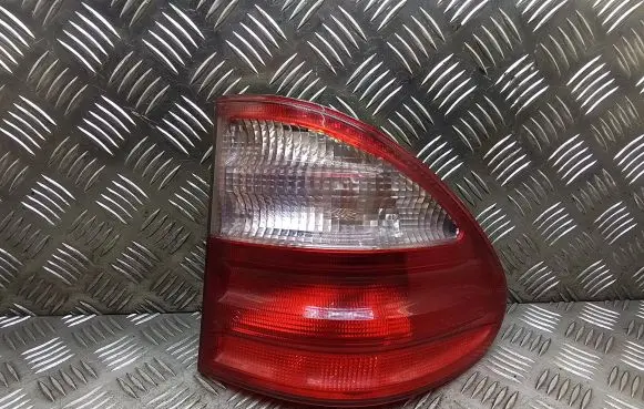 Mercedes-Benz E W210 Rear/tail lights A2108205464