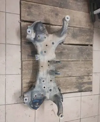 Hyundai Kona I Front subframe