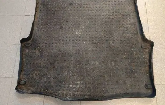 Skoda Octavia Mk2 (1Z) Rubber trunk/boot mat liner 