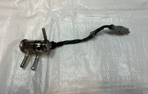 Renault Talisman AdBlue injector 208997976R