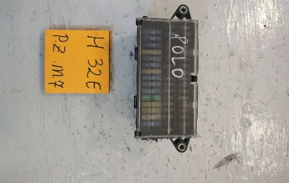 Volkswagen Polo Fuse box set 6X0937576