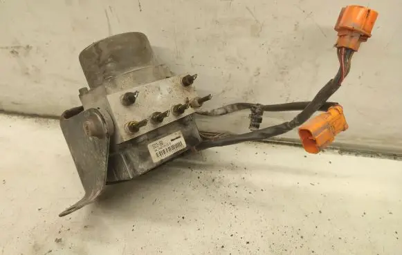 Honda CR-V ABS Pump S0399 A4044001056