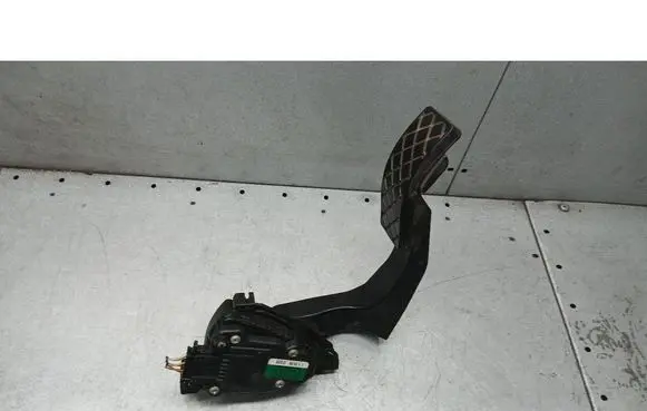 Audi A8 S8 D3 4E Accelerator pedal position sensor 4E1723523E